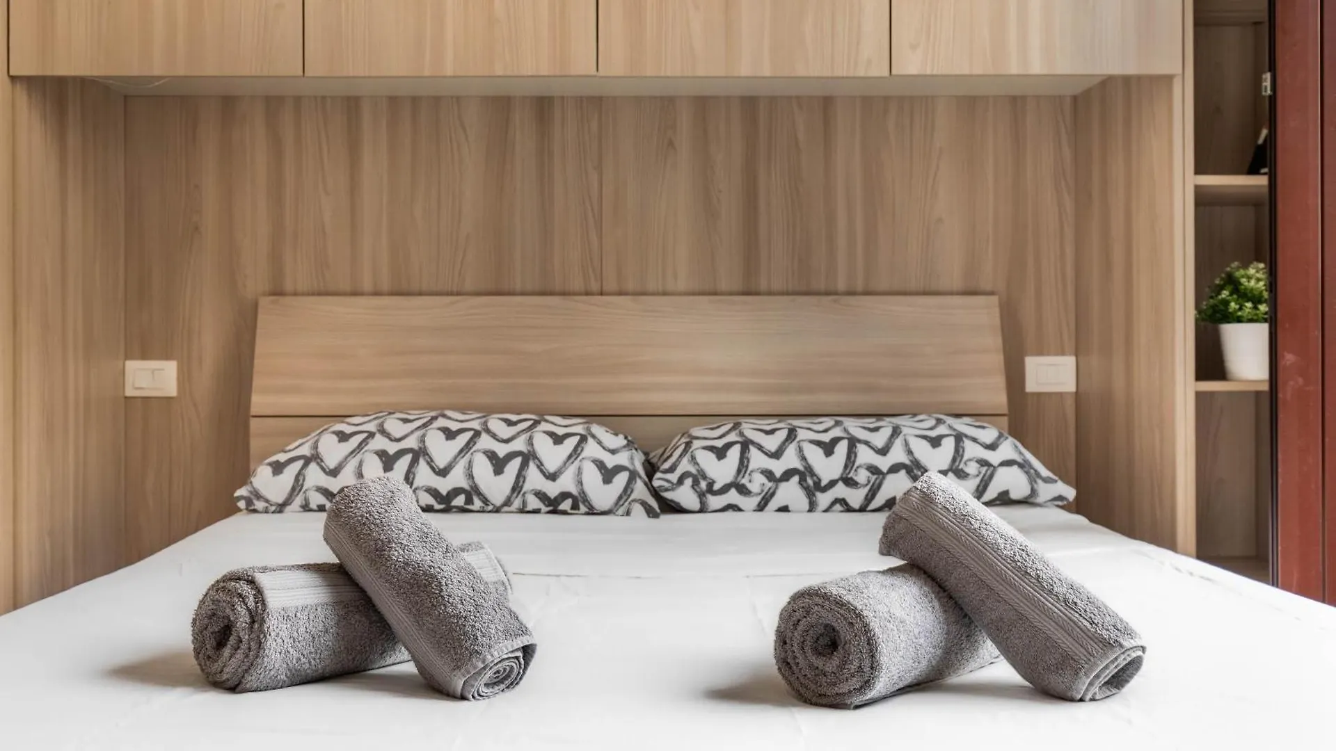 Divi Apartments Milano - Strategic Place 0*, Milan Italy